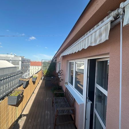 Andel Apartment With Terrace Prague Ngoại thất bức ảnh